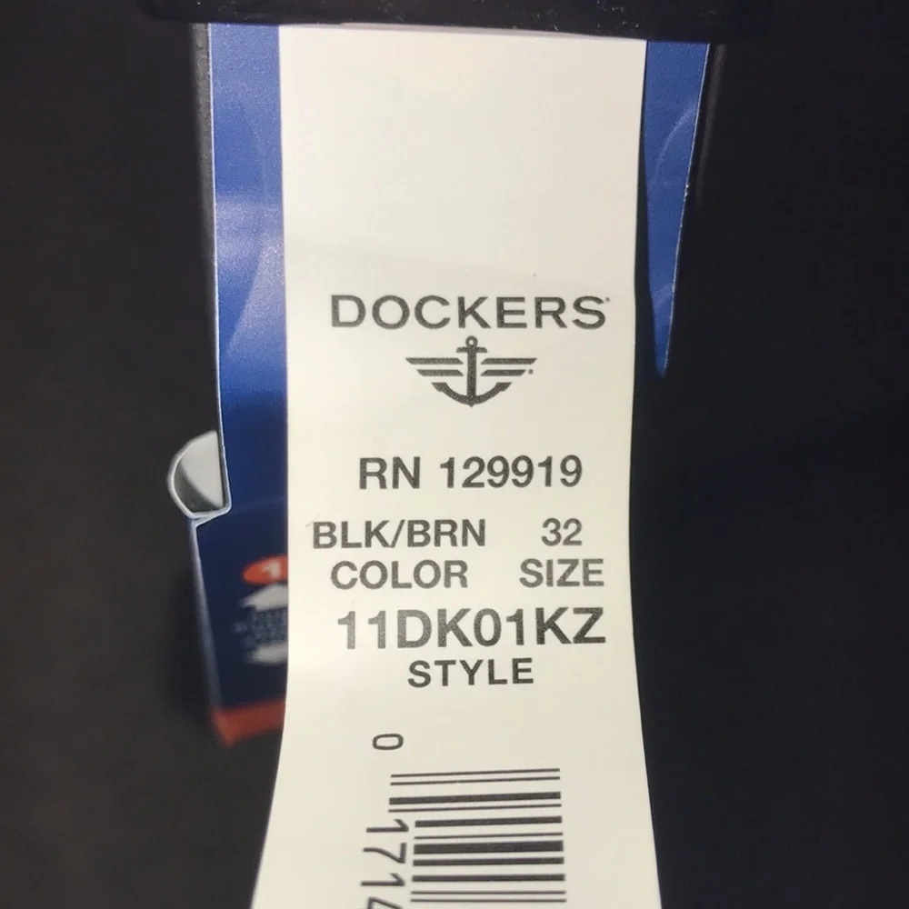 NWT Dockers Belt